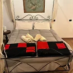 Il Casale Del Ginepro Alojamento de Acomodação e Pequeno-almoço Migliano