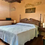 Il Casale Del Ginepro Bed & Breakfast