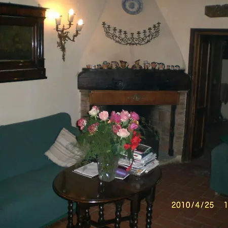 Il Casale Del Ginepro 4*