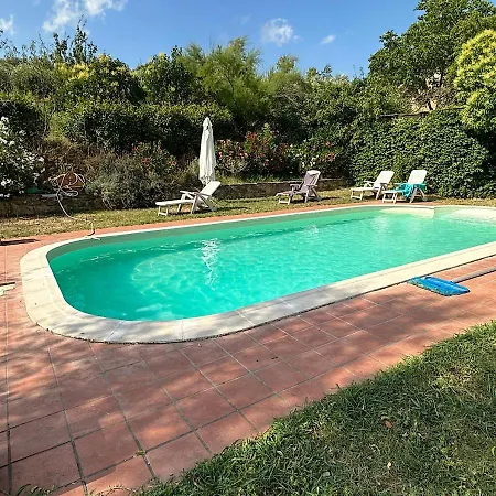 לינה וארוחת בוקר Il Casale Del Ginepro *