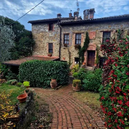 Il Casale Del Ginepro Bed & Breakfast