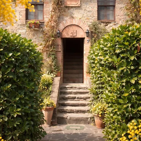 Il Casale Del Ginepro 4*
