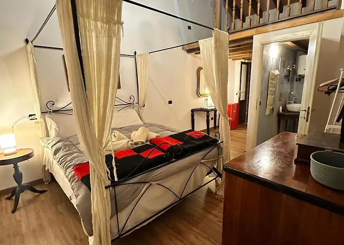 Il Casale Del Ginepro Alojamento de Acomodação e Pequeno-almoço Migliano